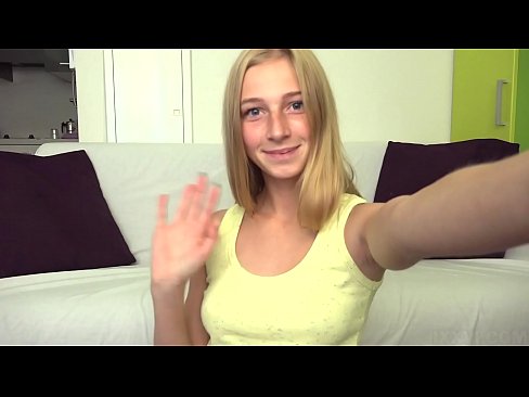 ❤️ Kiam mi enuas, mi pigre masturbas mian rozkoloran kuzon ❤️ Pornvideo ĉe eo.pornofilmtv.ru ❌