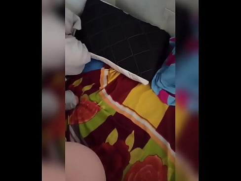 ❤️ Mia kunĉambro restas hejme sola ĉar ŝia edzo ferias kaj mi profitas por fiki ŝin kaj plenigi ŝian pugon per lakto. ❤️ Pornvideo ĉe eo.pornofilmtv.ru ❌