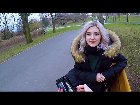 ❤️ Glutas la varman spermon de fremdulo por mono - pimo en la parko de Eva Elfie ❤️ Pornvideo ĉe eo.pornofilmtv.ru ❌